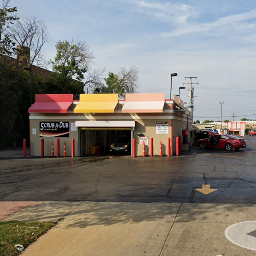 Car Wash & Membership Milwaukee 2930 W. Capitol Dr.